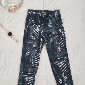 Palm printed capris
